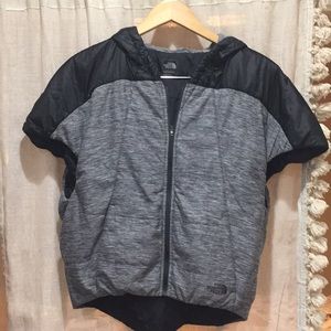 Unavailable THE NORTH FACE VEST short sleeve